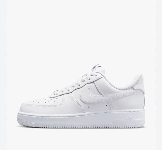 Air Force 1 '07 – Triple White