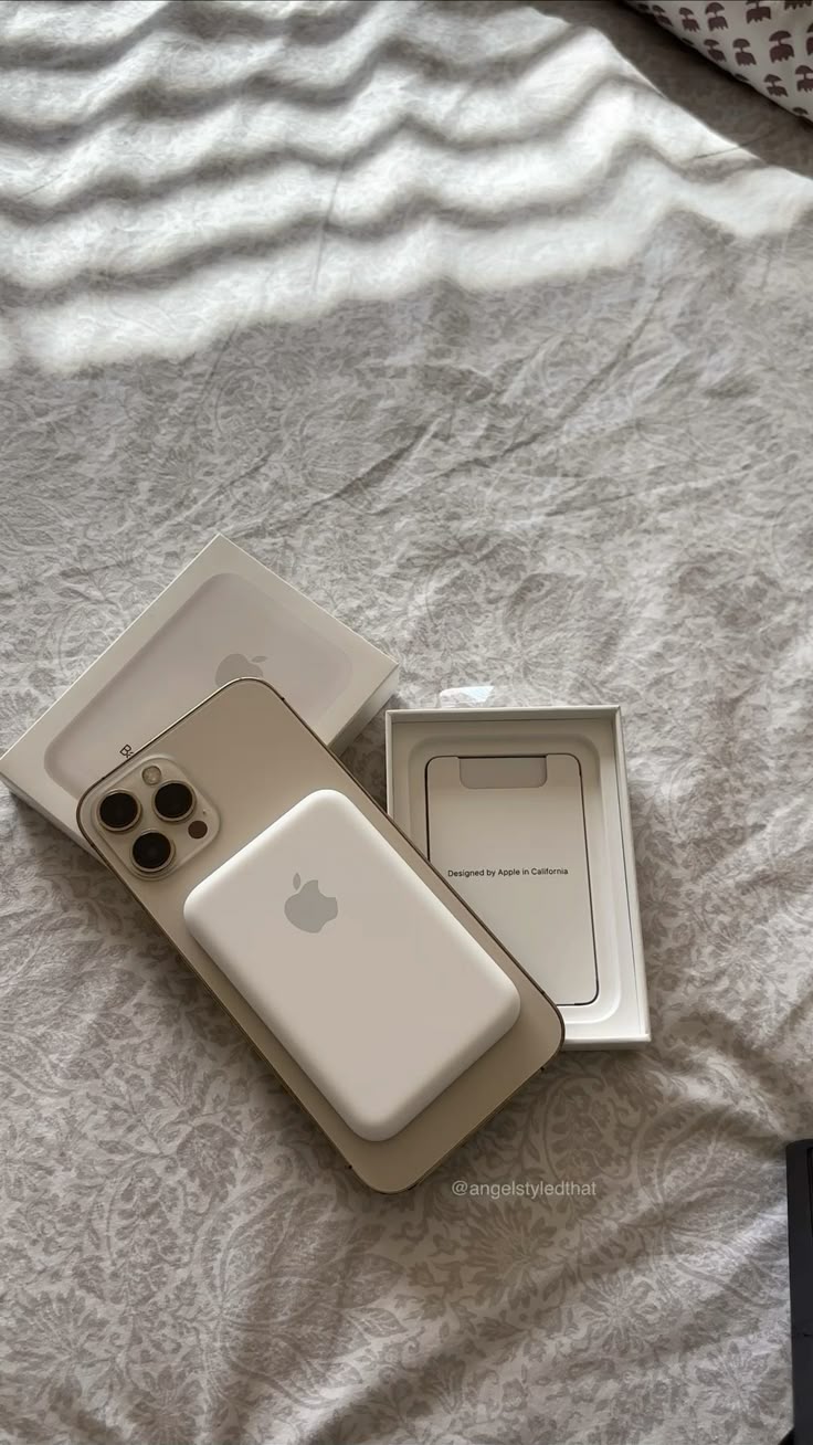 MagSafe Wireless Charger – Fast. Sleek. Secure