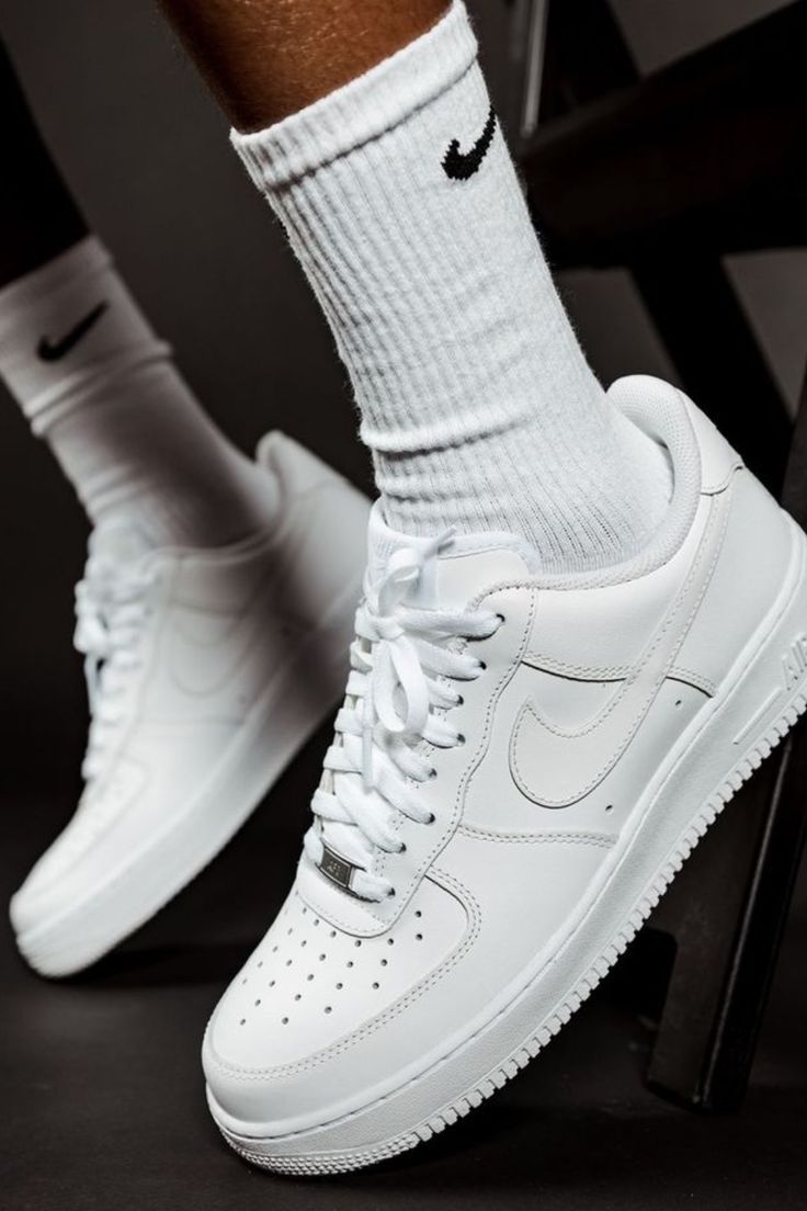 Air Force 1 '07 – Triple White