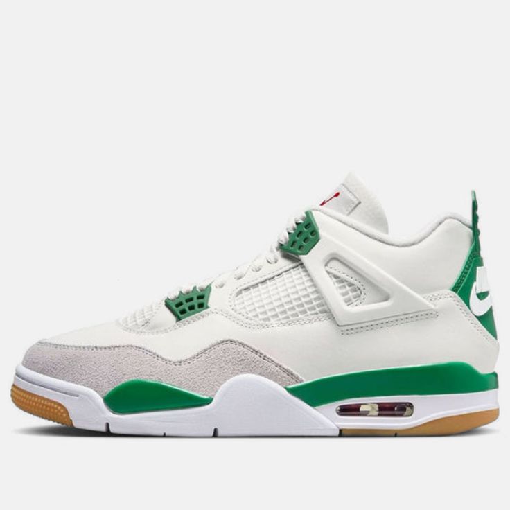 Air Jordan 4 Retro “Pine Green”