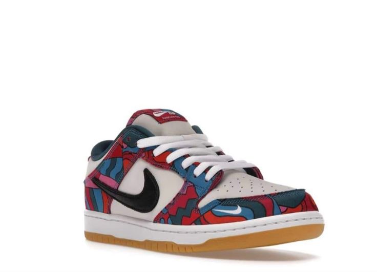SB Dunk Low Pro 'Parra'
