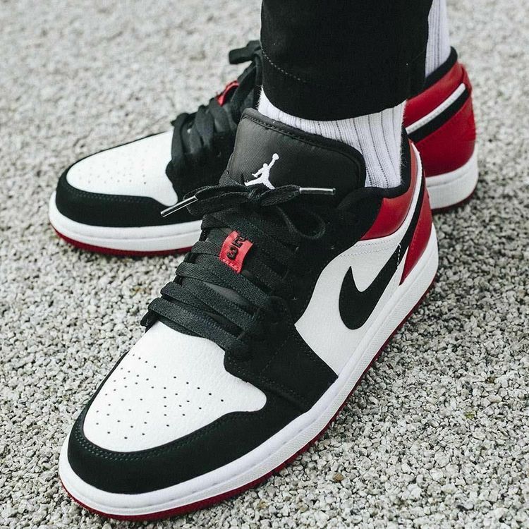 Air Jordan 1 low